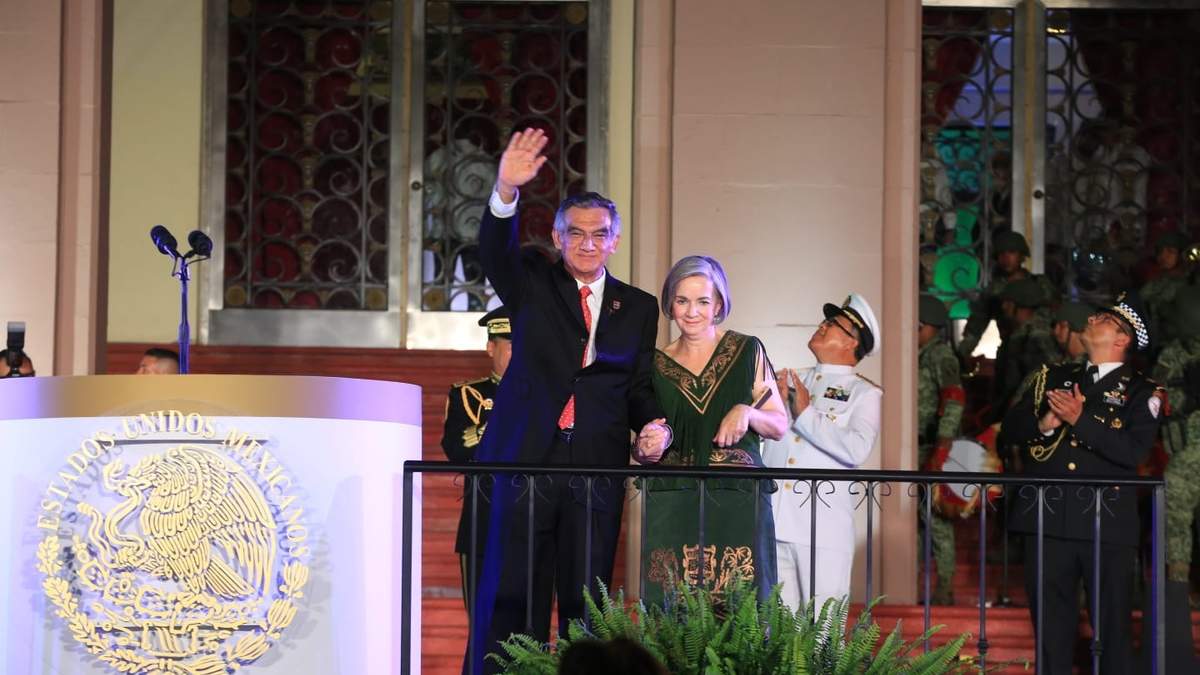 Vitorea Américo a los héroes, a la justicia y la verdad