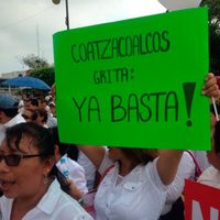 Marchan médicos de Veracruz en demanda de seguridad