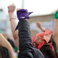 AMLO y las feministas: crónica de una confrontación reiterada