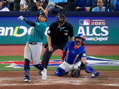 Marineros toman ventaja 2-0 en la Serie de Campeonato de la Americana al ganar a Azulejos