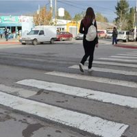 La Municipalidad de Neuquén lanzó un operativo de educación vial destinado a peatones