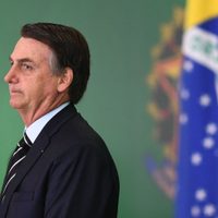 “Brasil no puede parar”, la peligrosa campaña de Bolsonaro que desafía al coronavirus