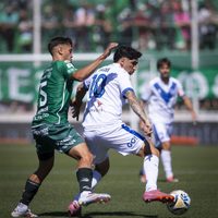 Vélez pisó fuerte en Junín y quedó segundo a un punto de Lanús