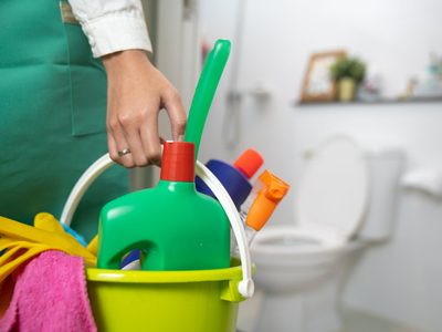 Dejá el baño impecable como el de un hotel utilizando solo 3 productos