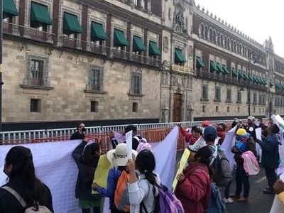 Por segundo día consecutivo, protestan en la FGR por liberación del ganadero Jhovani Aguirre Benítez
