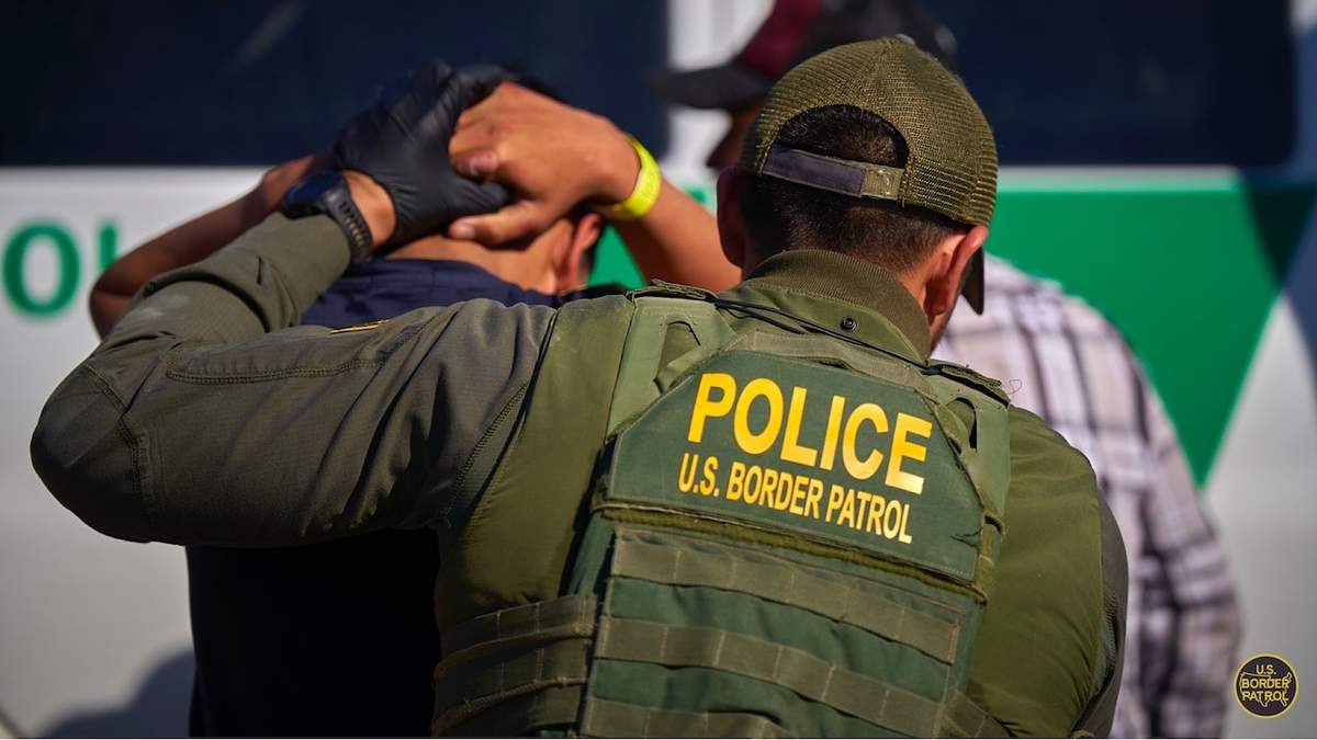 Detención de migrantes en la frontera