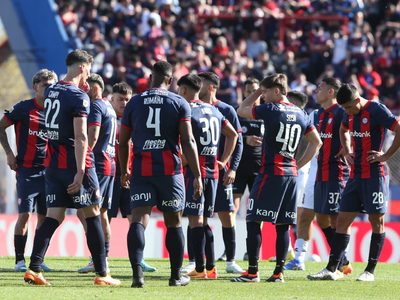 Ahora suena un ex Real Madrid: fue una mega estrella y podría ser DT de San Lorenzo