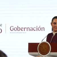 Sheinbaum acusa al INE de extralimitarse y anuncia nueva reforma electoral