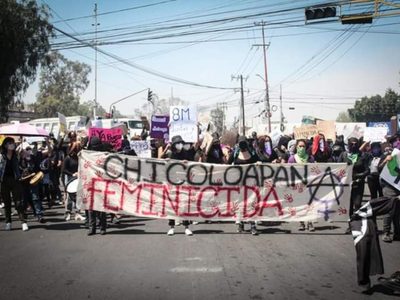 Policía de Chicoloapan agrede a feministas en protesta contra la violencia de género