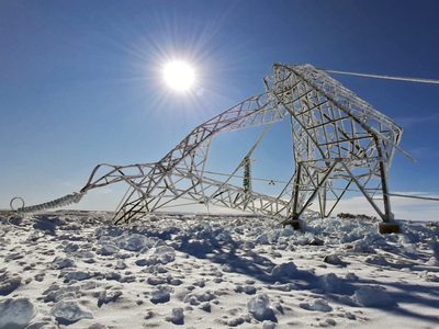 Energía anunció que se restituyó la línea de alta tensión colapsada en Chubut