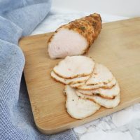 Fiambre de pollo hecho en microondas: sin gastar fortuna y muy fácil de hacer en casa