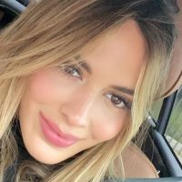 ¡Para no aburrirse! Shannon de Lima se quedó sola y se probó un conjunto nivel… ¡Qué calor!