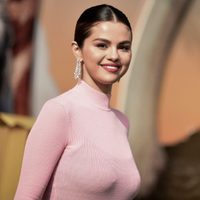 ¡Que vuelvan los 90’! Selena Gómez pone de moda estos jeans. ¿Se harán tendencia?