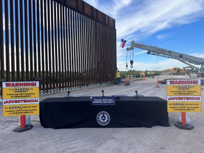 Texas promulga ley que permite a policía estatal detener inmigrantes que entren ilegalmente en EU