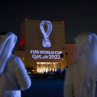Es falso que Qatar vaya a encarcelar a las personas que ondeen la bandera arcoíris en el Mundial