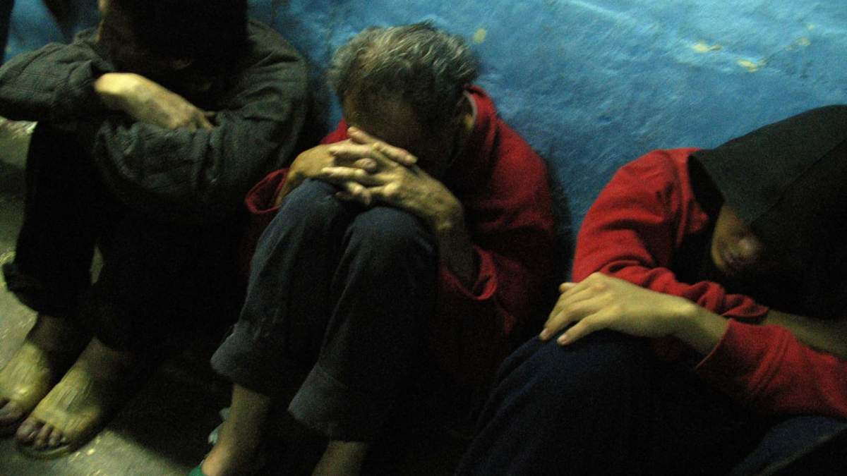 Alcohólicos y drogadictos anónimos, mujeres y hombres entre los 8 y 70 años de edad permanecen albergados durante meses en anexos de la ciudad de Puebla