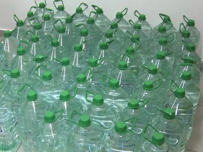 No los tires: transformá esos viejos bidones de agua en un divino costurero, perfecto para regalar o vender