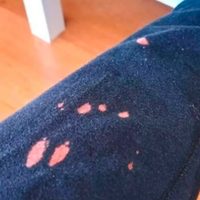 No tires la ropa con manchas de lavandina: dejala como nueva con este truco y 4 ingredientes