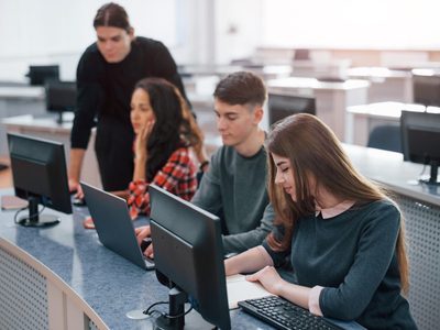 Generación Z y la IA: el futuro educativo y social bajo el algoritmo