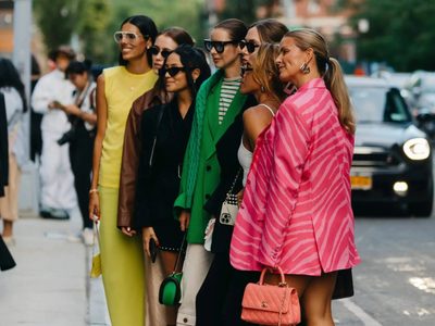 El color de moda que se puede convertir en tu mayor aliado la próxima temporada: mirá cómo combinarlo