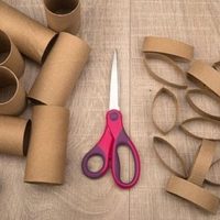 No tires los rollos de papel higiénico y prepará estos increíbles y fáciles adornos navideños