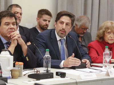 Paritarias docentes: exigirán que el salario "le gane a la inflación"