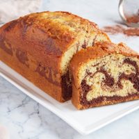 Budín marmolado extra esponjoso: poné la pava y disfrutalo recién salido del horno