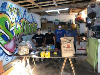 Solidaridad neuquina: un grupo de amigos juntan donaciones para merenderos
