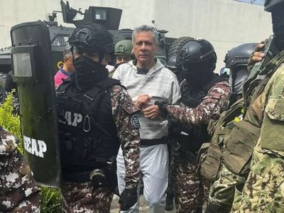 Exvicepresidente Jorge Glas recibe alta médica y retorna a prisión en Ecuador