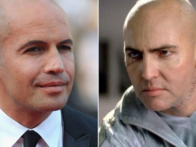 ¿Acaso son gemelos? El increíble parecido de Arnold Vosloo y Billy Zane que te dejará pensativo