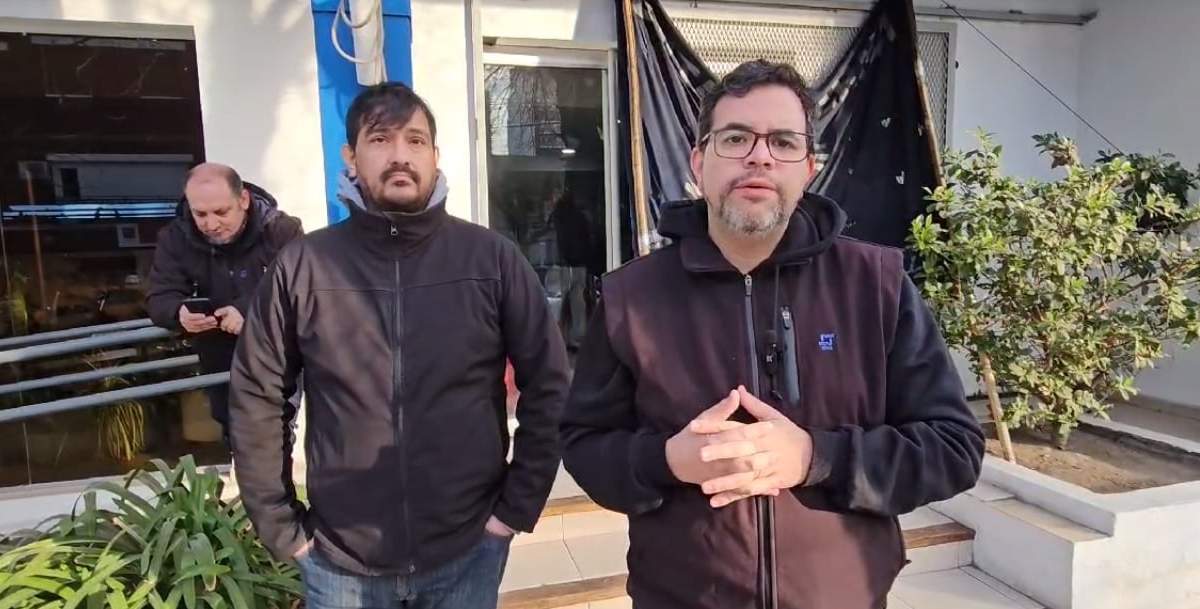Delgados gremiales en la toma del edificio del EPAS. Fuente: (Minuto Neuquén)