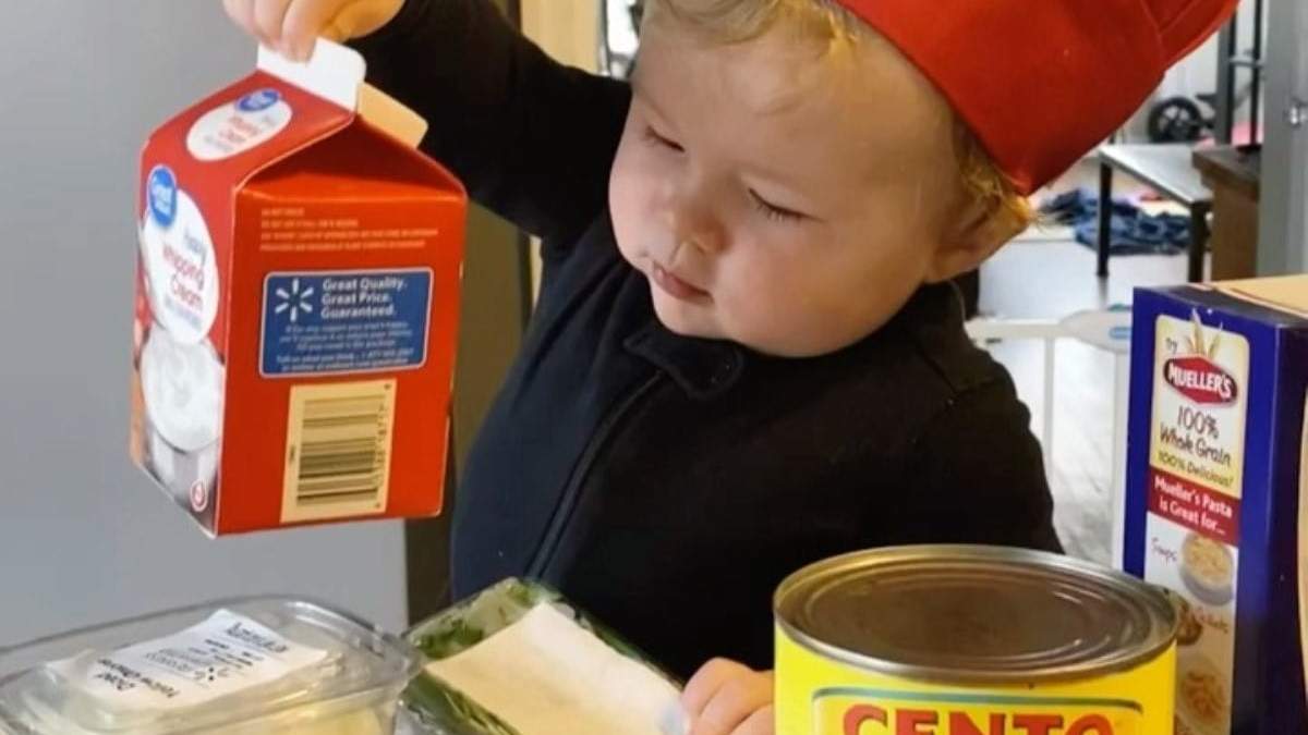 El bebé cocinero éxito en las redes. Fuente: (Instagram)