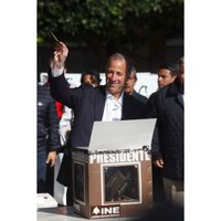 'Voté por el mejor, yo mero”, dice Meade… y se dirige a misa para "rezar por México” (Video)