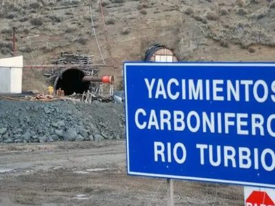 El Gobierno convirtió por decreto en sociedad anónima a Yacimiento Carbonífero de Río Turbio