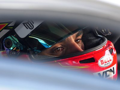 Fin de semana muy complicado para Manu Urcera en el Súper TC2000