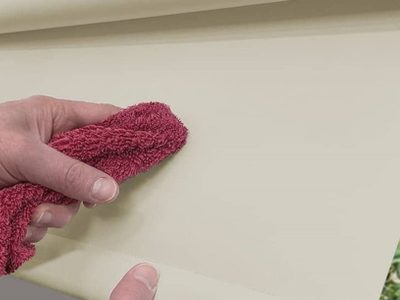 La forma correcta de limpiar tus persianas lisas y dejarlas impecables sin dañarlas