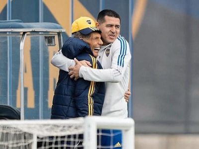 En medio de los rumores de su continuidad: Juan Román Riquelme habló sobre la salud de Miguel Ángel Russo