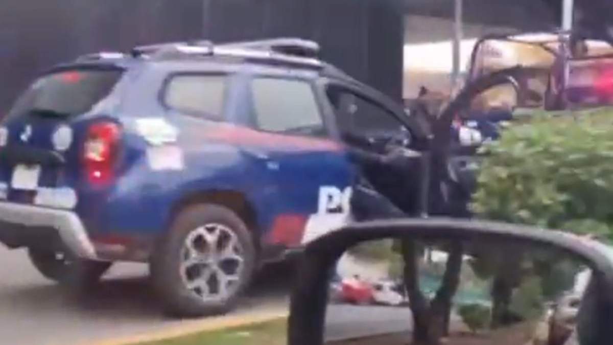 Un automovilista grabó el momento de la balacera