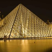 Versalles y el Louvre copian a la Torre Eiffel: se apagarán por la crisis energética en Francia