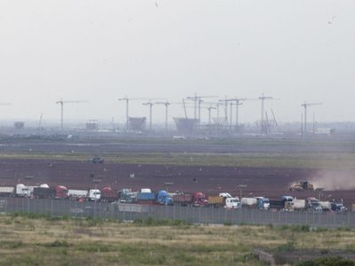Si se cancela el NAIM, se respetarán los contratos con constructoras en Santa Lucía: AMLO
