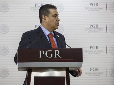 Proponen como fiscal de Sonora a Gustavo Salas, envuelto en polémica por espionaje desde la PGR