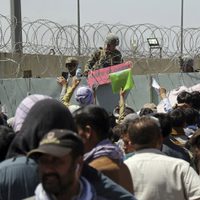 Advierten sobre un posible "ataque inminente" en el aeropuerto de Kabul: piden no acercarse
