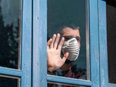 Científicos creen que el distanciamiento social por el coronavirus podría mantenerse hasta el 2022