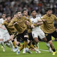 El Real Madrid vence 5-4 a la Real Sociedad y avanza a la final de la Copa del Rey