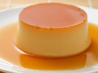 Flan sin huevos, sin horno y en licuadora: deleitate con esta receta económica que sorprende por su textura y sabor