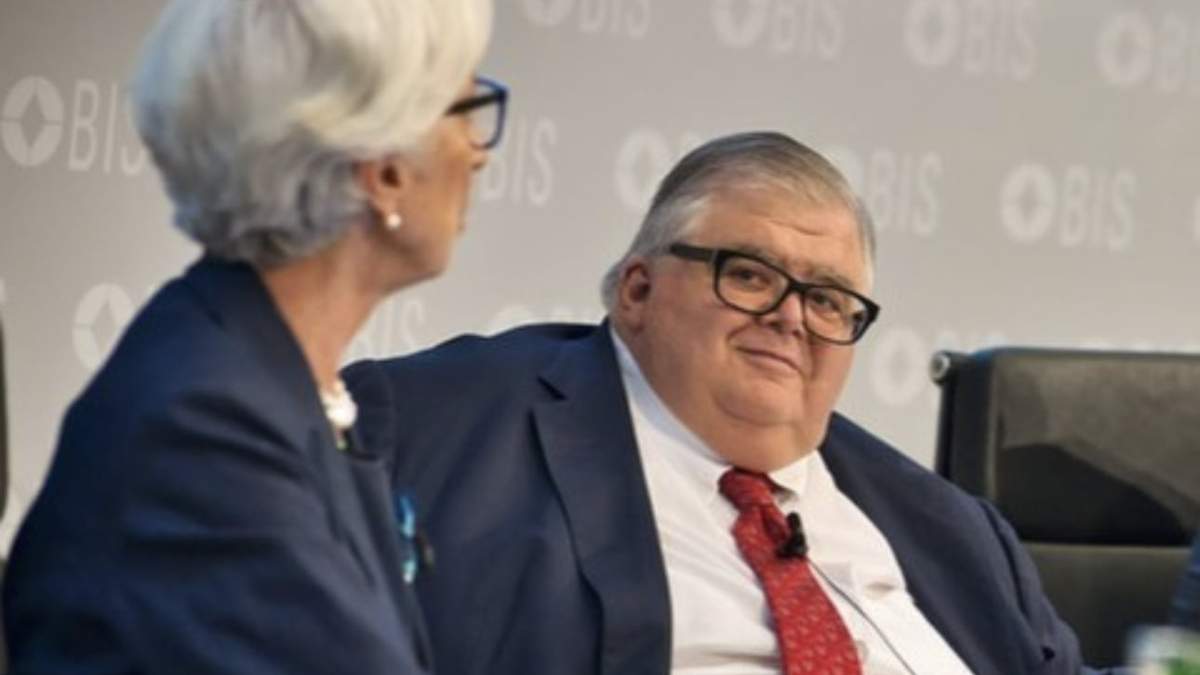 Carstens, acompañado por Christine Lagarde, presidenta del Banco Central Europeo