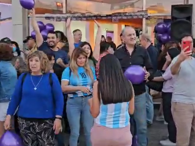 Con casi 12 puntos de diferencia, Milei es el nuevo presidente y en Neuquén, hay festejo libertario