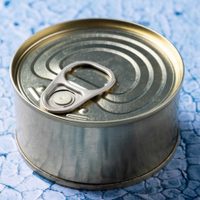 No tires las latas de atún y creá estos objetos trendy que le dan un toque a tu cocina
