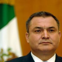 Genaro García Luna comparece en Dallas; fijan su audiencia para el 17 de diciembre