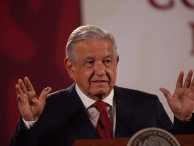AMLO firmó Ley Minera para proteger al litio en caso de que no aprueben su reforma eléctrica
